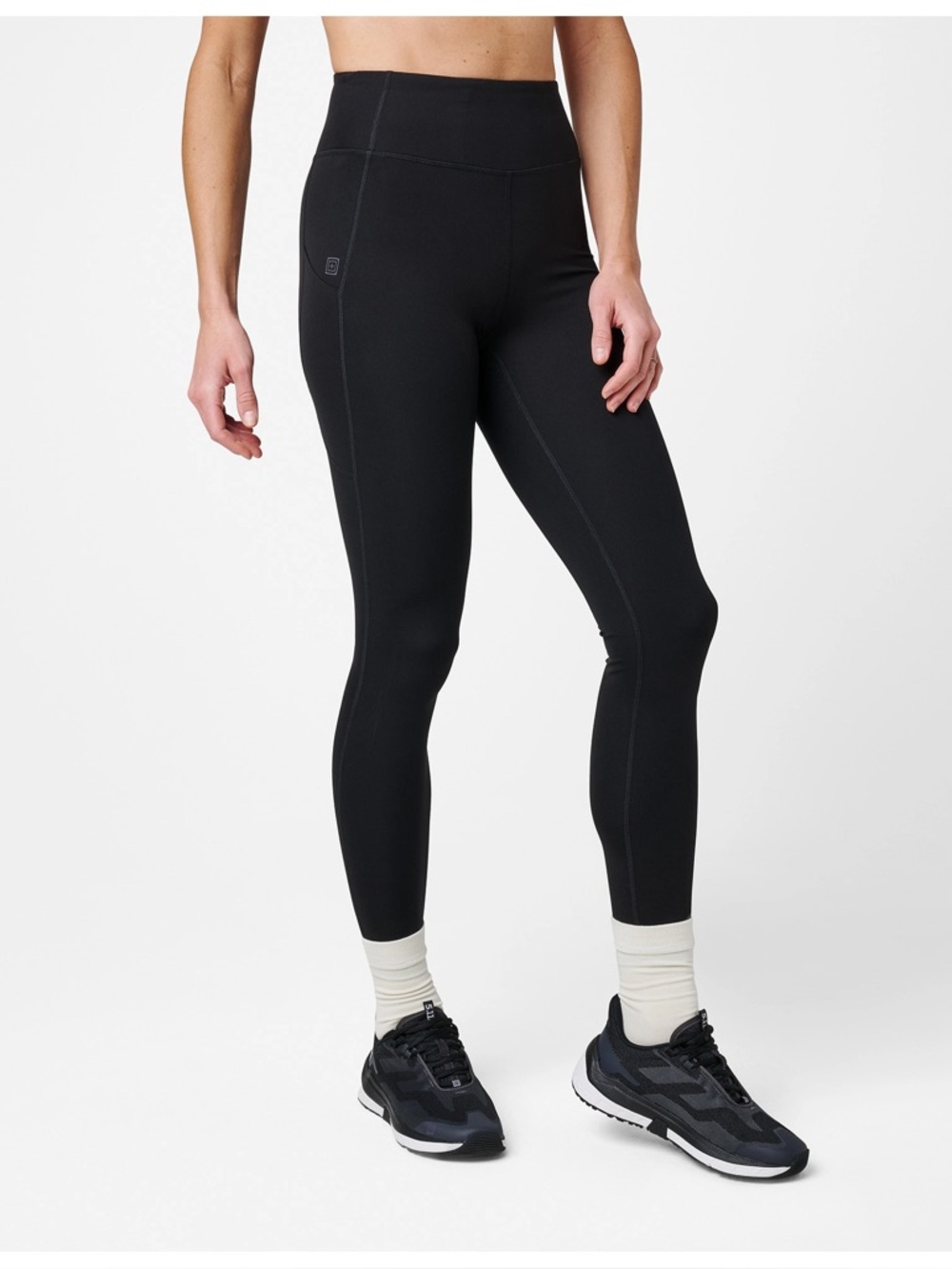 Black, high-waisted pocket leggings
